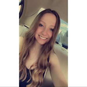 Meet your Posher, Kira